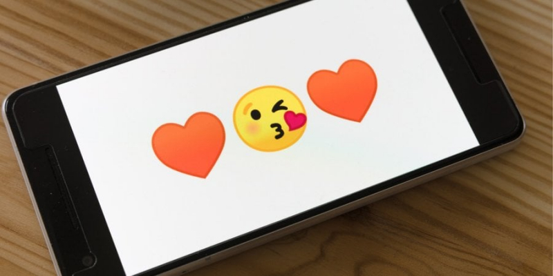 Магія. Як створити власні емодзі за допомогою нового сервісу від Emoji Kitchen: покрокова інструкція