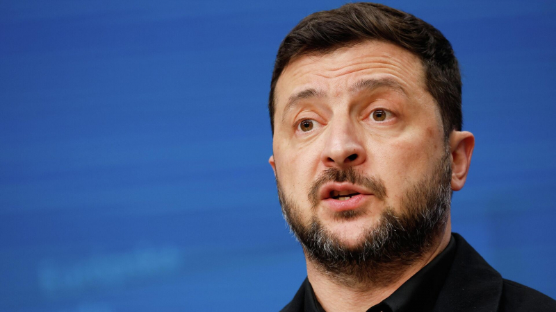 На Украине сообщили о готовящемся ударе по Зеленскому