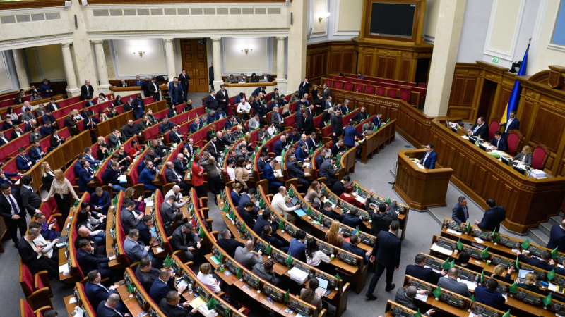 "Начали рушиться". В Раде забили тревогу из-за произошедшего на Украине
