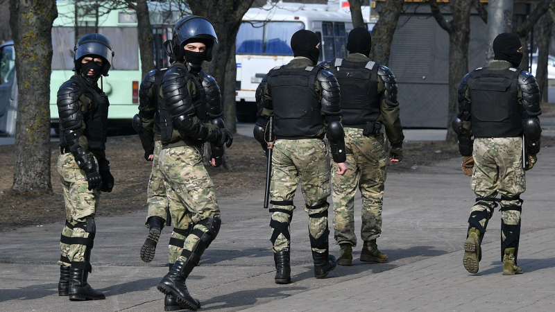 Обсуждение военного переворота в Белоруссии попало на видео