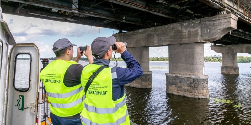 Патона та Метро. Головні мости Києва суттєво пошкоджені - Мінвідновлення, фото