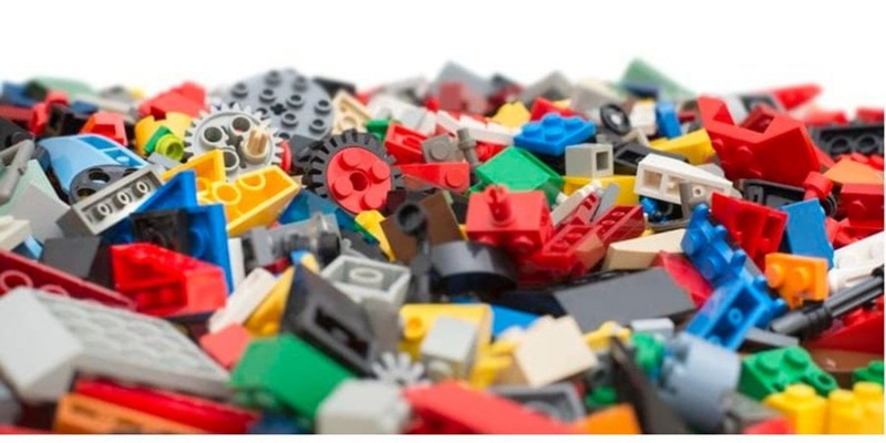 Продажі продовжують зростати. Lego зіштовхнулося з падінням прибутку до рівня 2004 року