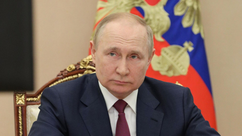 Путин и Орбан не обсуждали Венгрию как переговорную площадку, заявил Песков