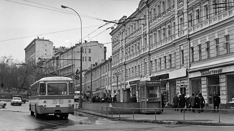 «Сотни людей пьют из одного стакана каждый день»